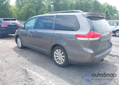 2011 Toyota Sienna Xle from USA, damaged, VIN 5TDDK3DC8BS028176